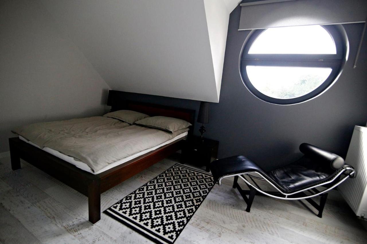 Noclegi Liw Apartments Hotel Apartamenty Węgrów المظهر الخارجي الصورة